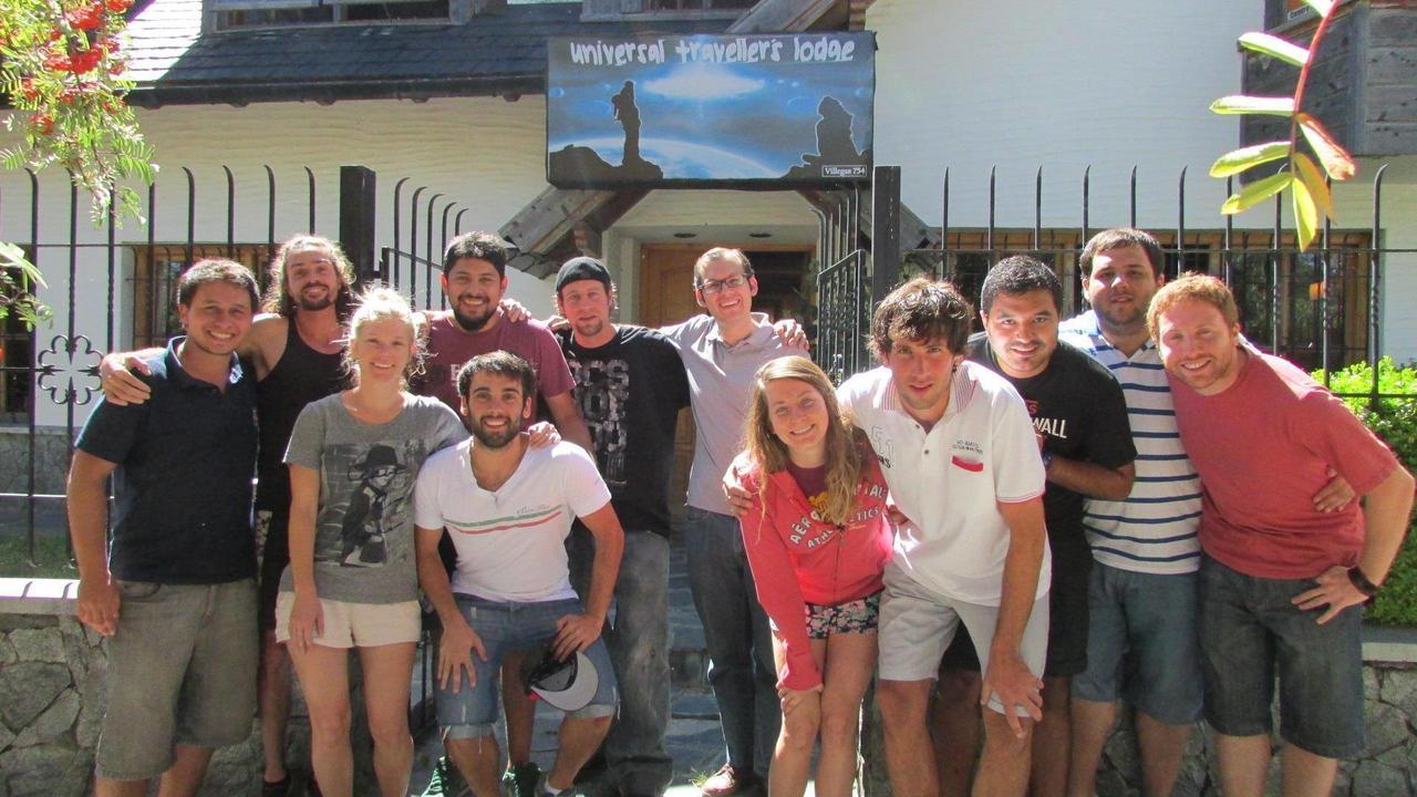 Universal Traveller'S Hostel ซานคาร์ลอส เด บาริโลเช ภายนอก รูปภาพ