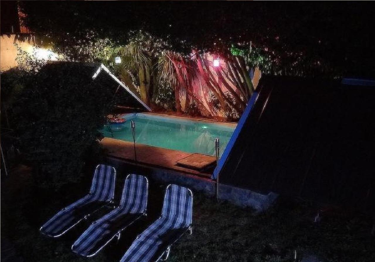 Universal Traveller'S Hostel ซานคาร์ลอส เด บาริโลเช ภายนอก รูปภาพ
