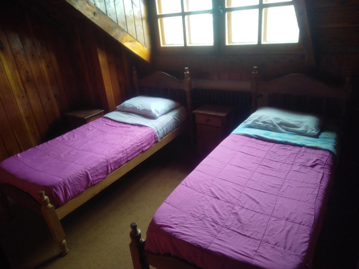 Universal Traveller'S Hostel ซานคาร์ลอส เด บาริโลเช ภายนอก รูปภาพ