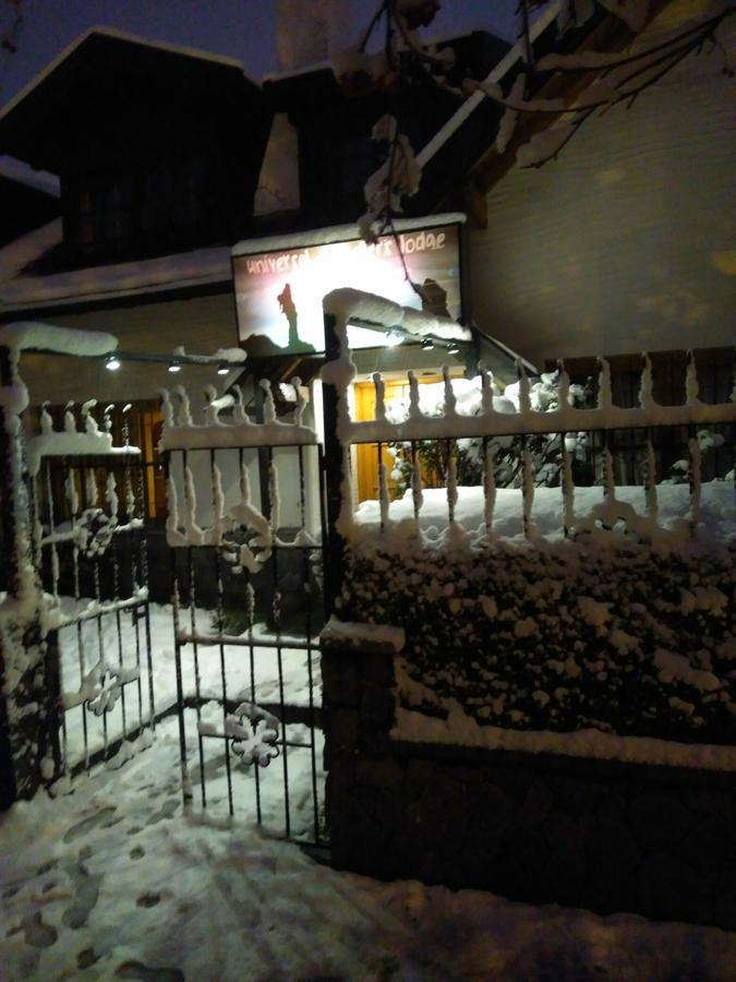 Universal Traveller'S Hostel ซานคาร์ลอส เด บาริโลเช ภายนอก รูปภาพ