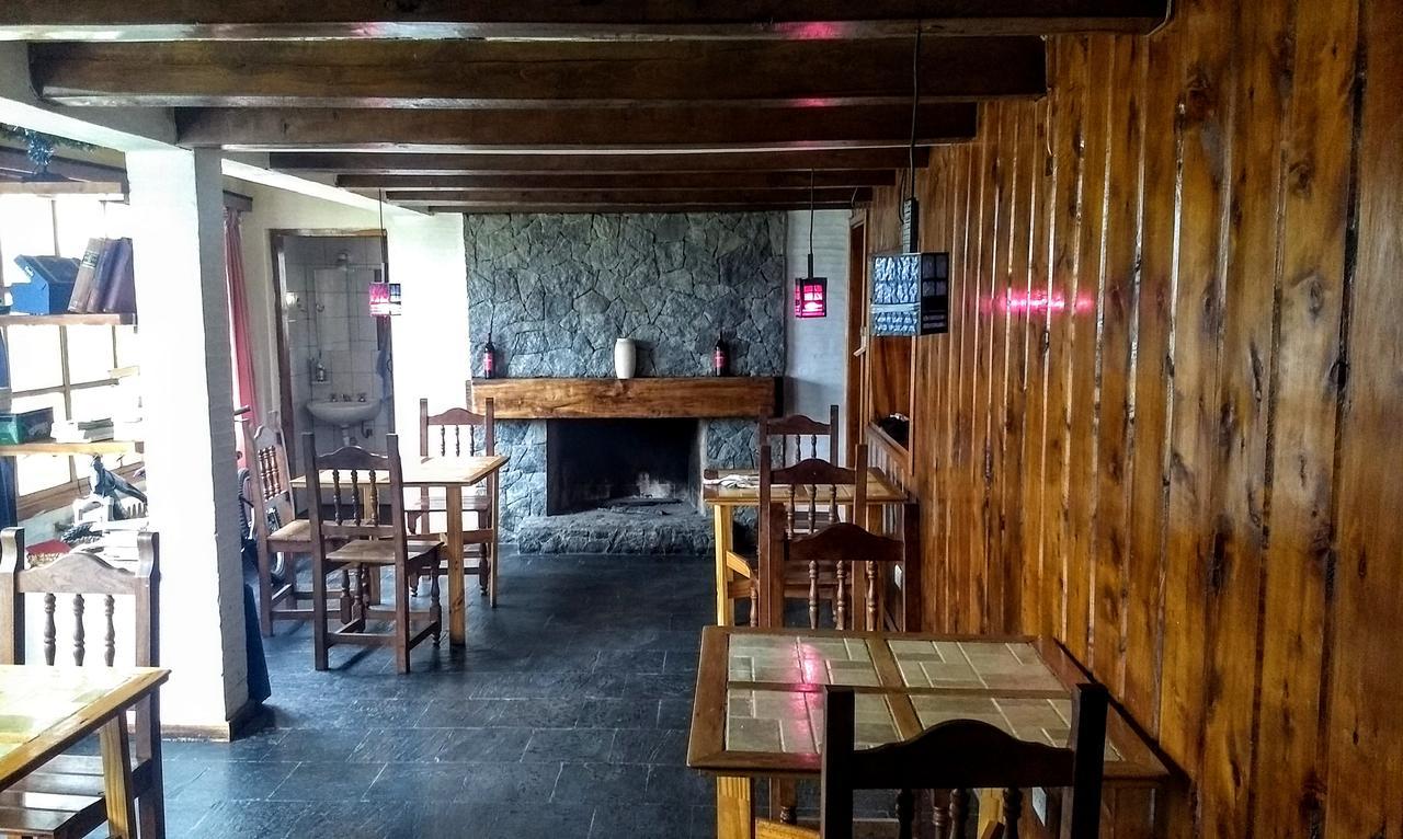 Universal Traveller'S Hostel ซานคาร์ลอส เด บาริโลเช ภายนอก รูปภาพ